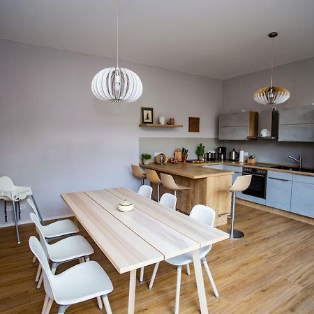 Eckhof Domizil - Grosszuegige Ferienwohnung Mit Kleinem Garten In Der Altstadt Von غوتا المظهر الخارجي الصورة