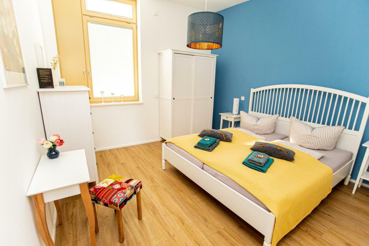 Eckhof Domizil - Grosszuegige Ferienwohnung Mit Kleinem Garten In Der Altstadt Von غوتا المظهر الخارجي الصورة